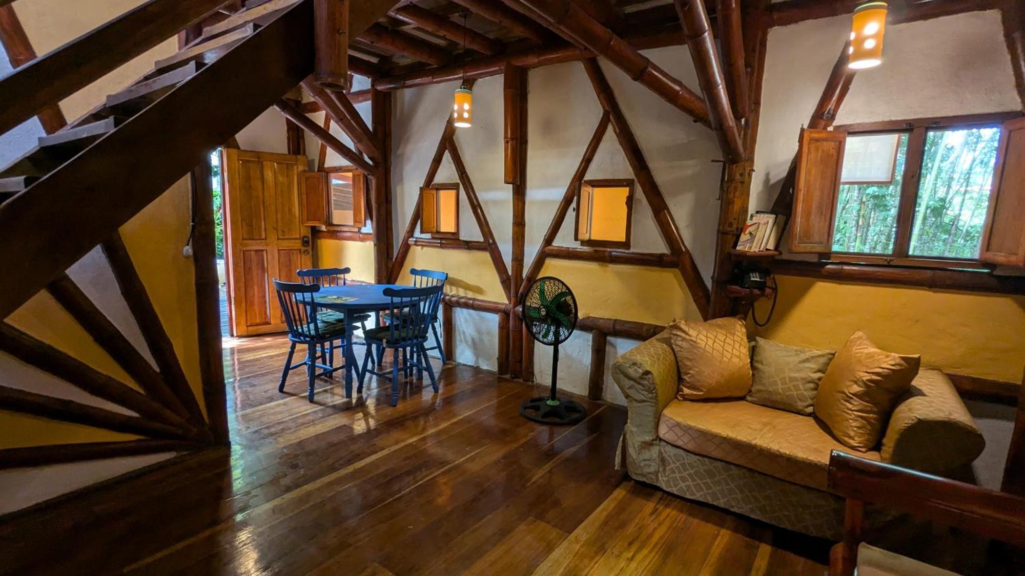 Tree House Beachfront Lodge Puerto Viejo de Talamanca Eksteriør billede